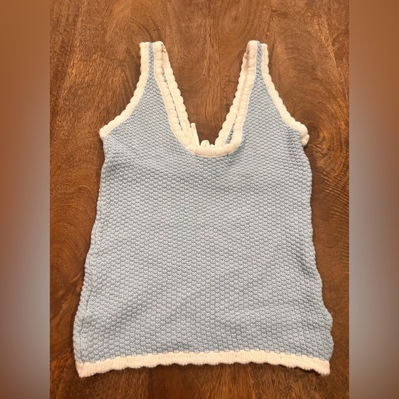 Forever 21 Knitted Tank Top Baby Blue - Picture 2 of 4